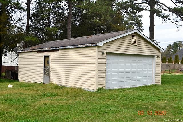2nd image of 7911 Reames Rd