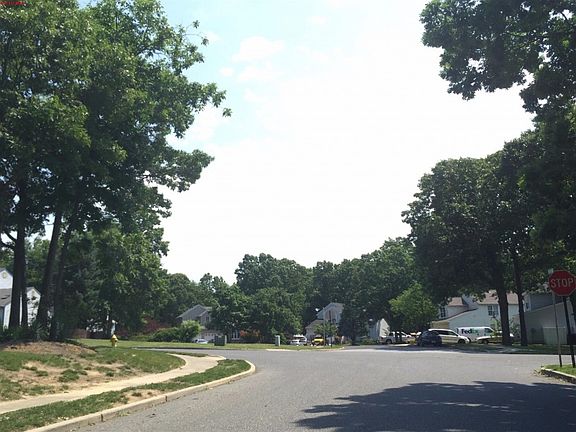 4th image of 7 Ashland Ave