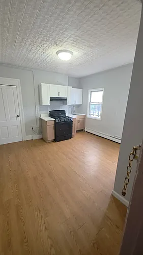 301 Grand St #2 Photo 1