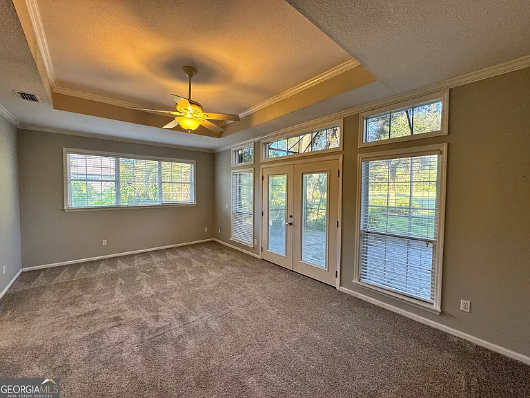 535 Cardinal Cir E — Photo 19
