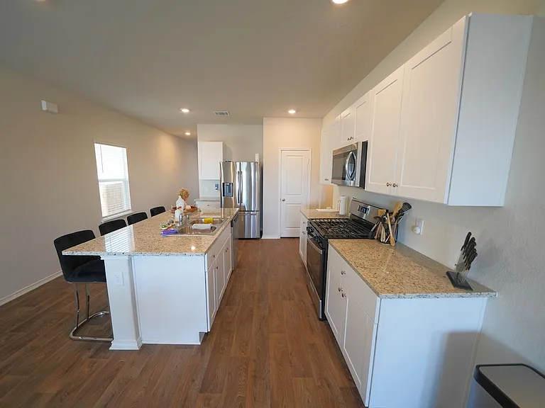 6611 Copper King St — Photo 18