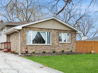 8739 Meade Ave, Oak Lawn, IL
