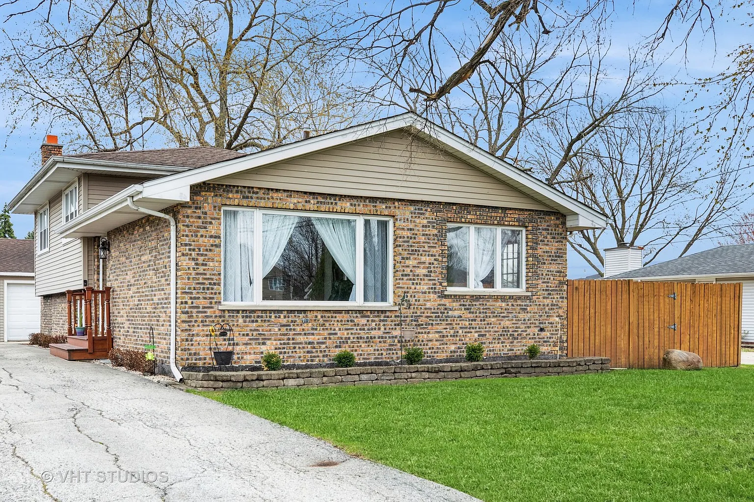 8739 Meade Ave photo 1