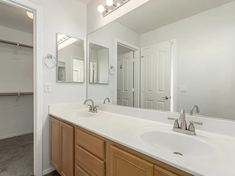 17840 W Calavar Rd — Photo 9