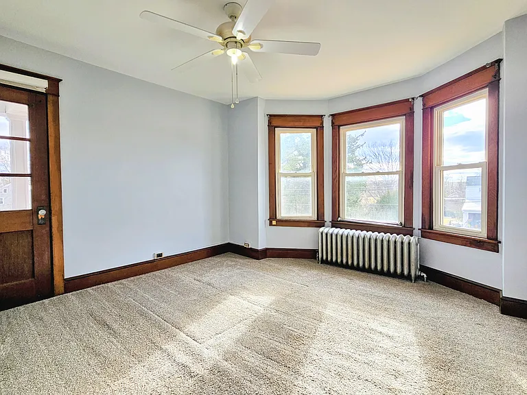 324 S Broad St — Photo 17