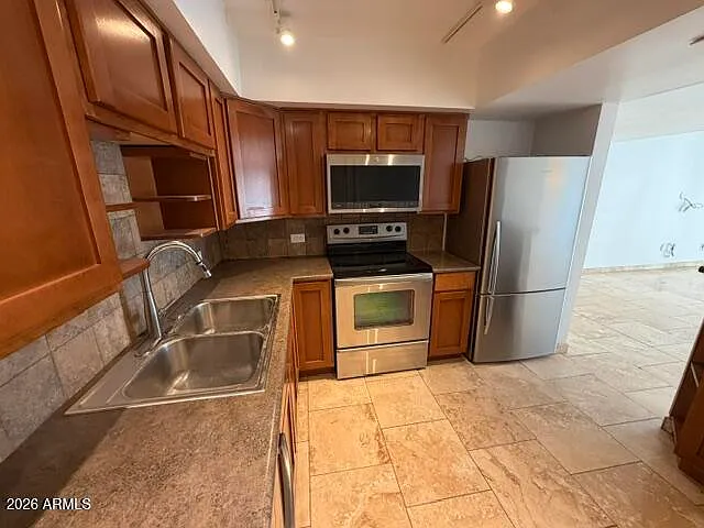 6502 N Central Ave #C103 — Photo 7