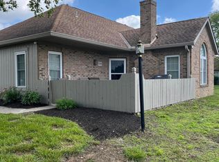 5705 Willow Lake Dr, Grove City, OH