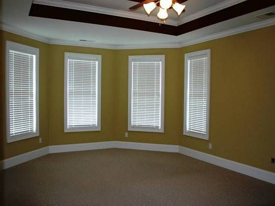 1st image of 440 Huiet Dr