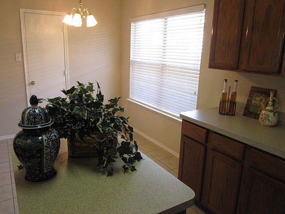 5th image of 5516 Flowerwood Ln