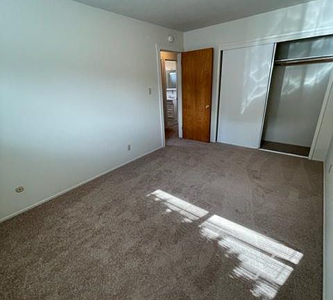4th image of 5830 Jefferson Ave APT D