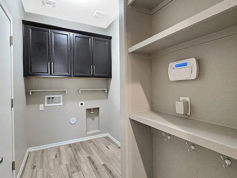 17156 W Lincoln St — Photo 20