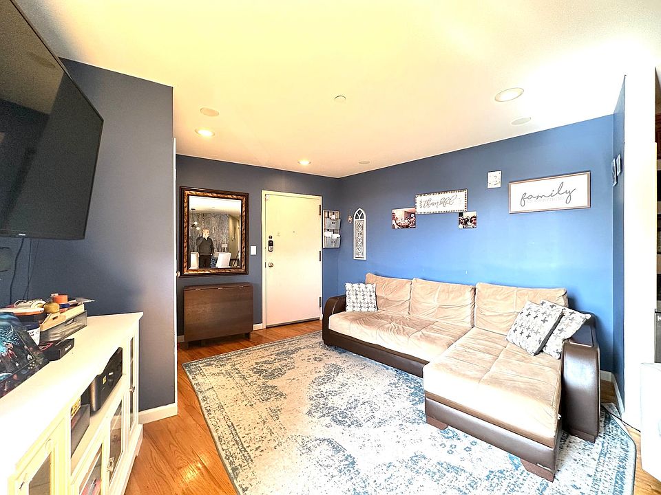 1st image of 8895 26th Ave APT 4