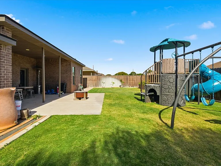 9807 Virginia Ave — Photo 42