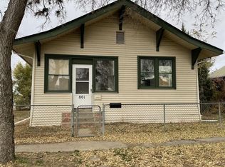 801 Yellowstone Ave, Miles City, MT 59301