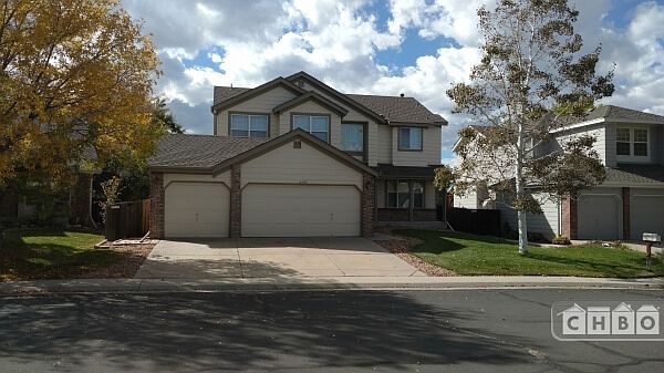 2 story home with large basement in cul-de-sa