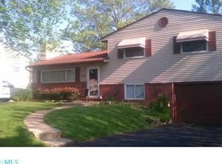 7010 Roundelay Rd S, Reynoldsburg, OH 43068