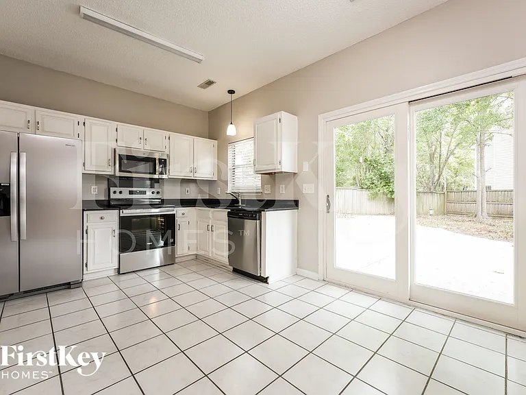 103 Monsarret Ln — Photo 8