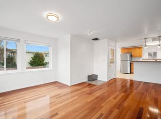 9001 35th Ave SW APT 9001, Seattle, WA 98126