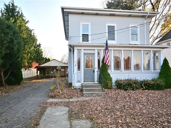 109 W Main Rd, Conneaut, OH 44030