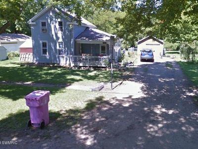 96 Washington, Galesburg, MI, 49053
