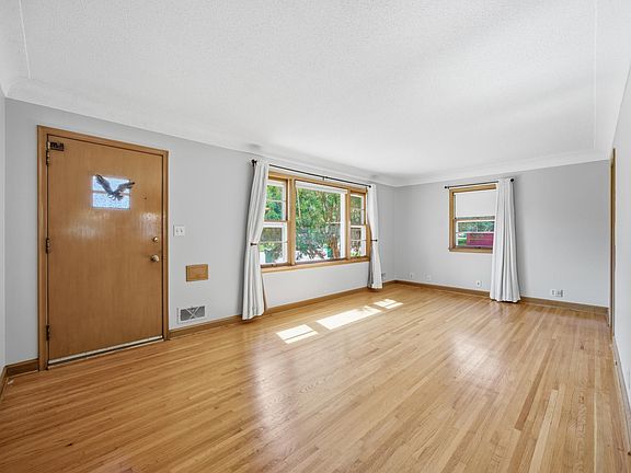 3rd image of 6400 14th Ave S