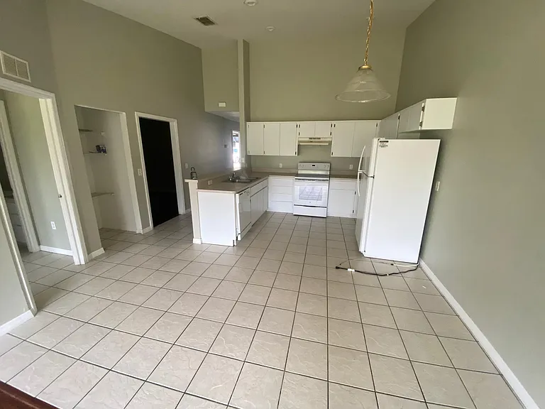 37149 Grassy Hill Ln — Photo 7
