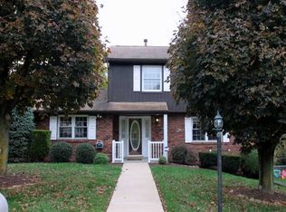 584 Monticello Dr, Delmont, PA
