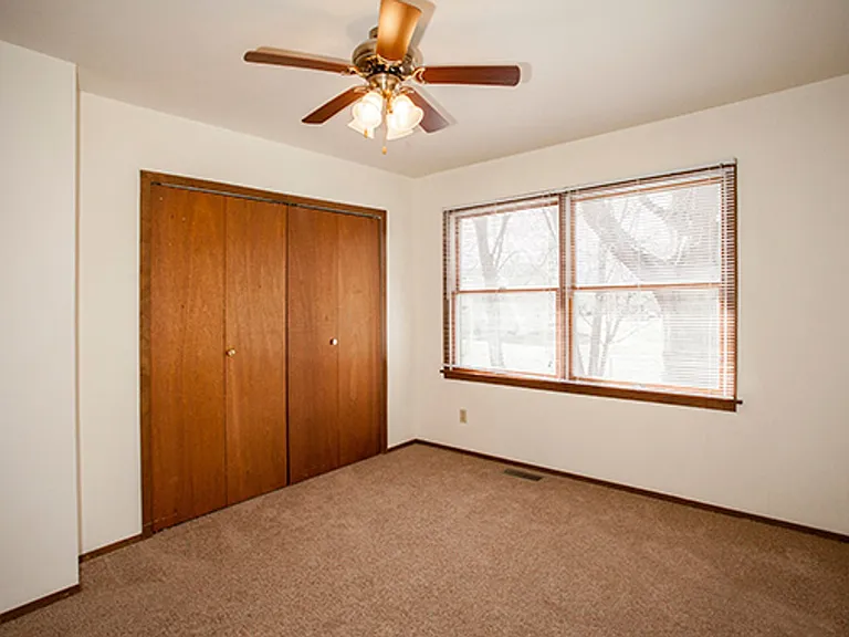 State Place Apartment Homes — Photo 12