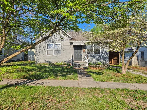2033 N Taylor Avenue, Springfield, MO 65803