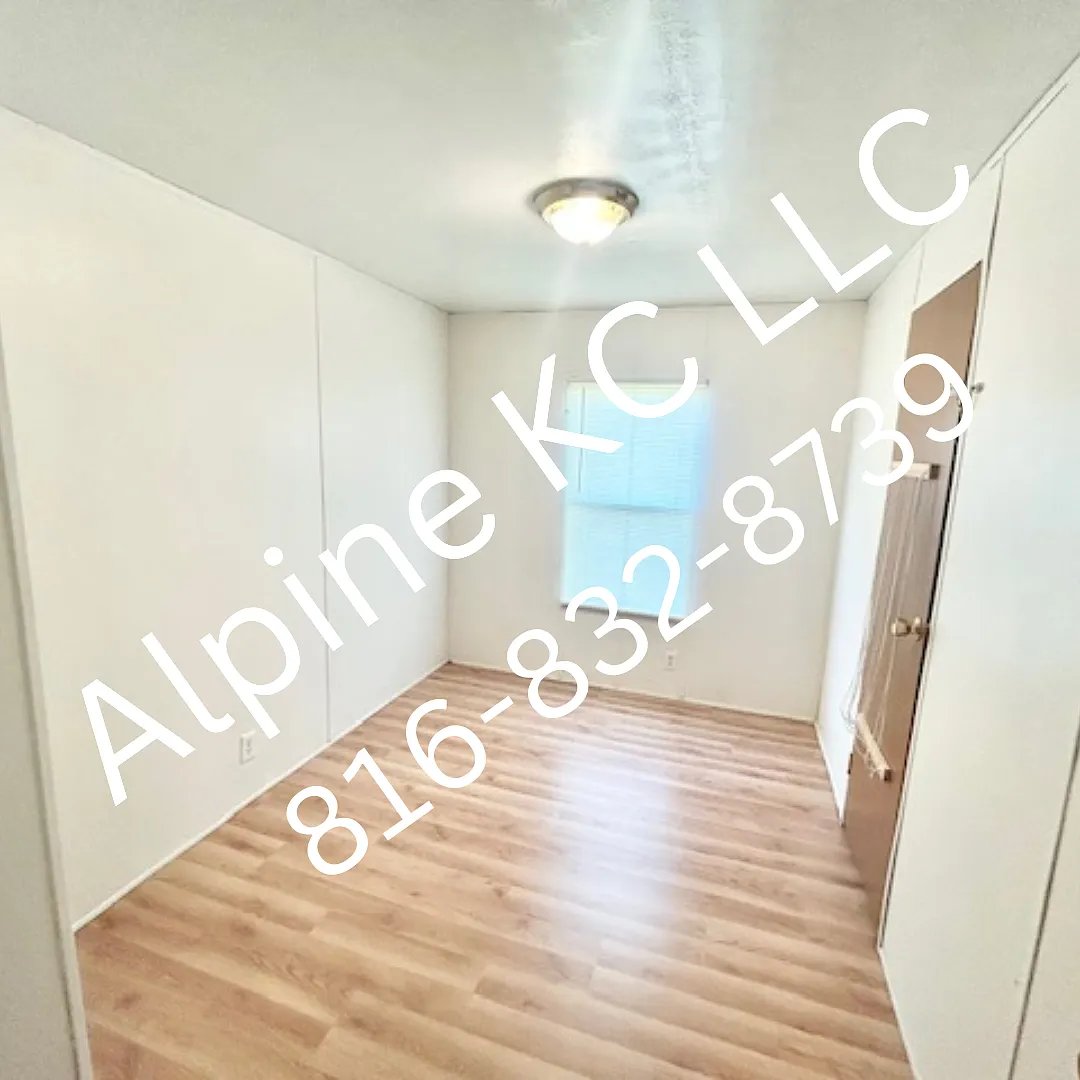2 bed, 800 sqft, $900 — Photo 3
