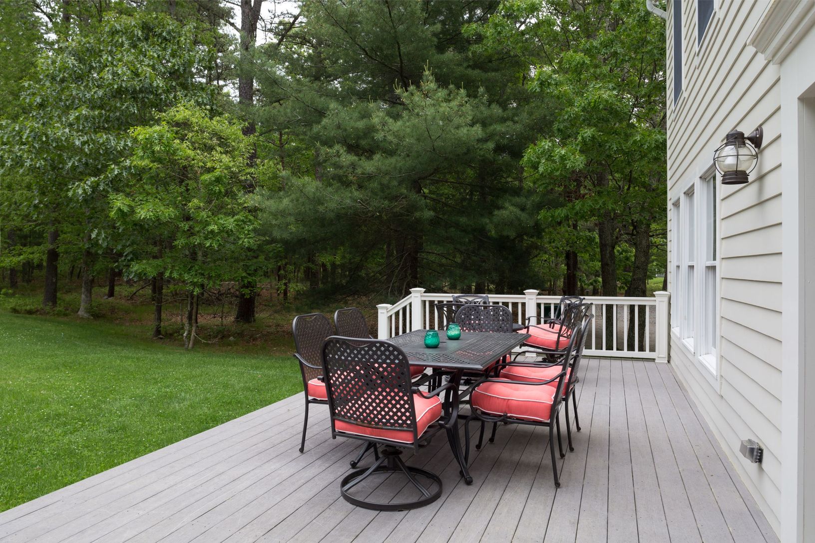  OUTSIDE TABLE & CHAIRS