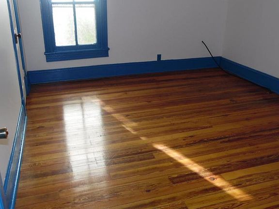 5th image of 2436 Birch Ave