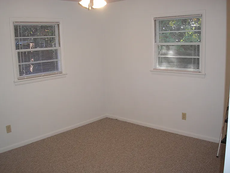 1702 Mount Vernon Rd SW #2 — Photo 8