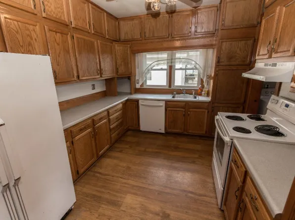 (undisclosed Address), Hillsdale, MI 49242