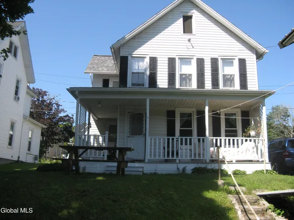 31 Pleasant Street, Voorheesville, NY 12186