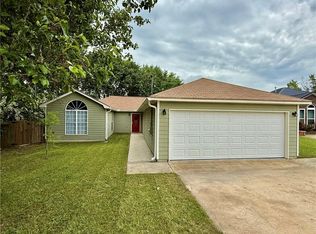 220 Mill Pond Dr, Phenix City, AL