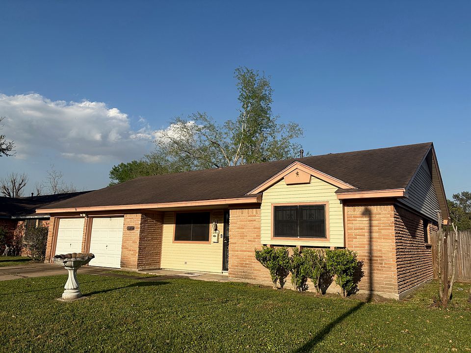 1st image of 10227 Gulf Meadows Dr