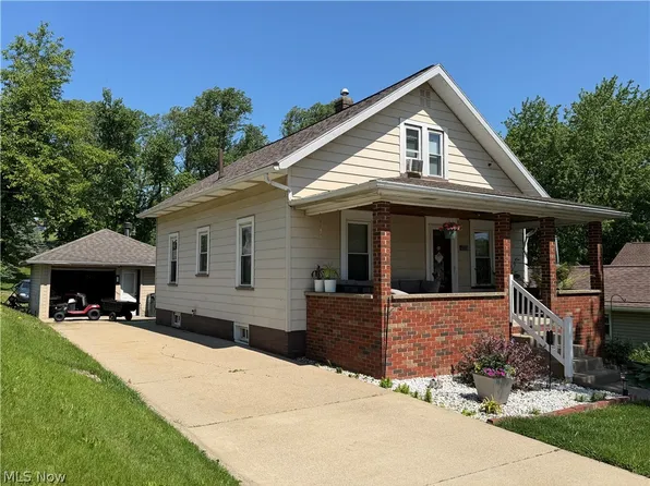 128 Mill St NW, Sugarcreek, OH 44681