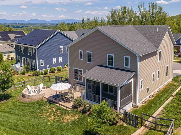 3rd image of 240 Glenleigh Rd