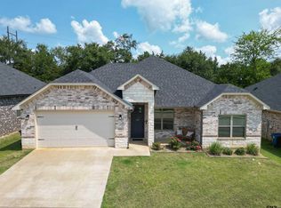 412 Faithful Rd, Lindale, TX 75771