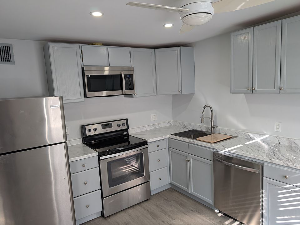 Fully updated kitchen with all the modern conveniences.