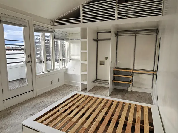 203 Washington Street image 6 of 10