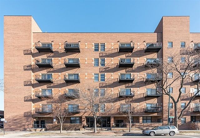 1st image of 1000 E 53rd St Unit 405