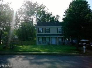 5834 Riverside Dr, Woodbridge, VA 22193