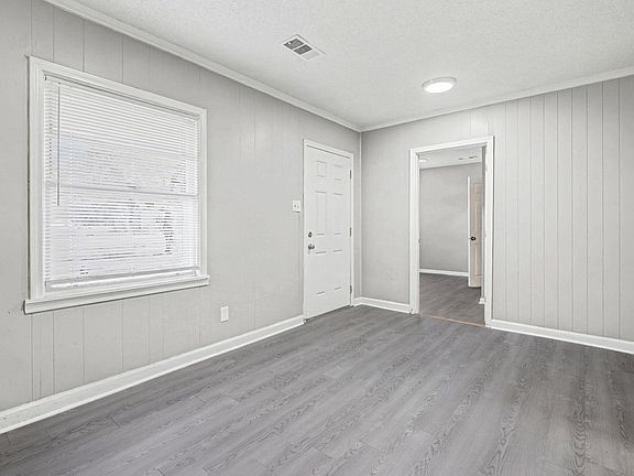 5th image of 6733 Navy Rd