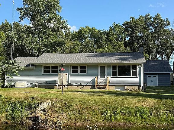 2nd image of 31940 Sunrise Ave