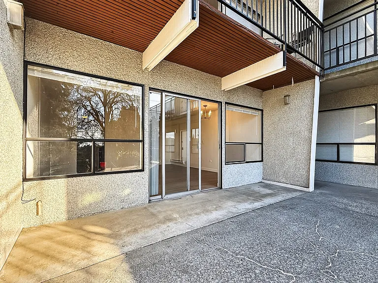 1330 12th Ave S #3 — Photo 11