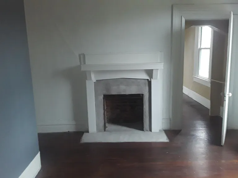 7733 Oak St — Photo 6