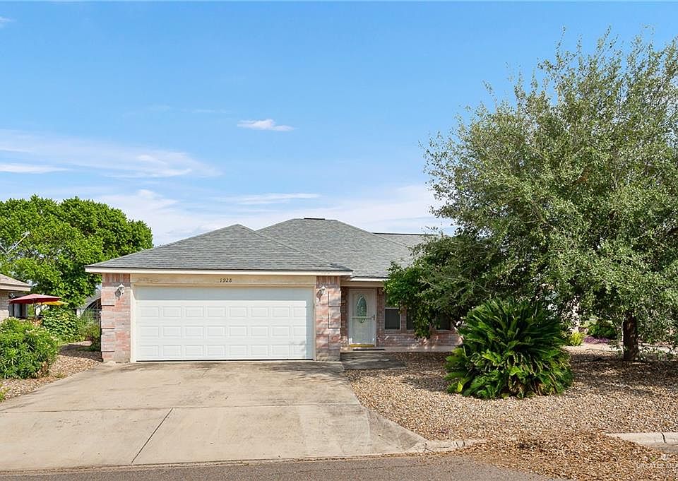 1st image of 1928 Meadow Way Dr