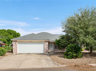 1928 Meadow Way Dr, Mission, TX 78572